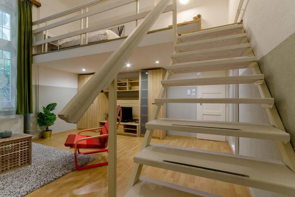 De Lux Studio Apartment In Historical Quarters Budapeszt Zewnętrze zdjęcie
