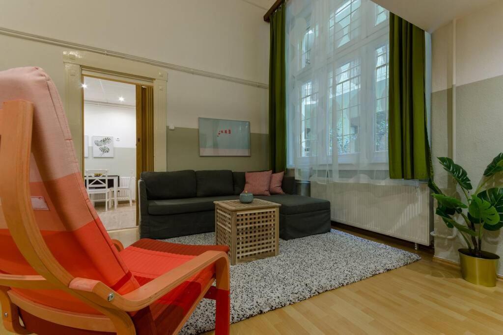 De Lux Studio Apartment In Historical Quarters Budapeszt Zewnętrze zdjęcie